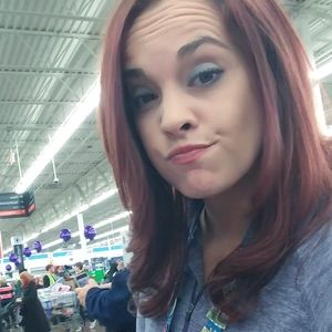 Meet your Posher, Deidre